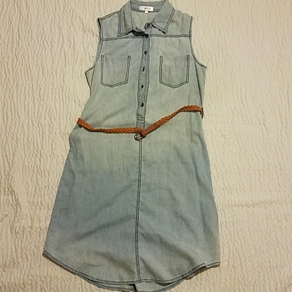 Dress - Picture 2 of 3